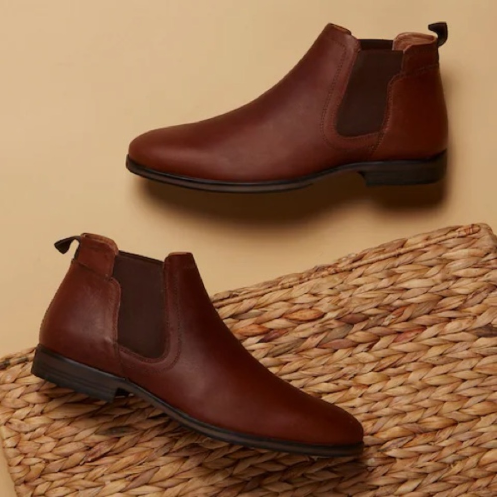 DSW Crown Vintage Farid Chelsea Boot - Men’s Size 8
